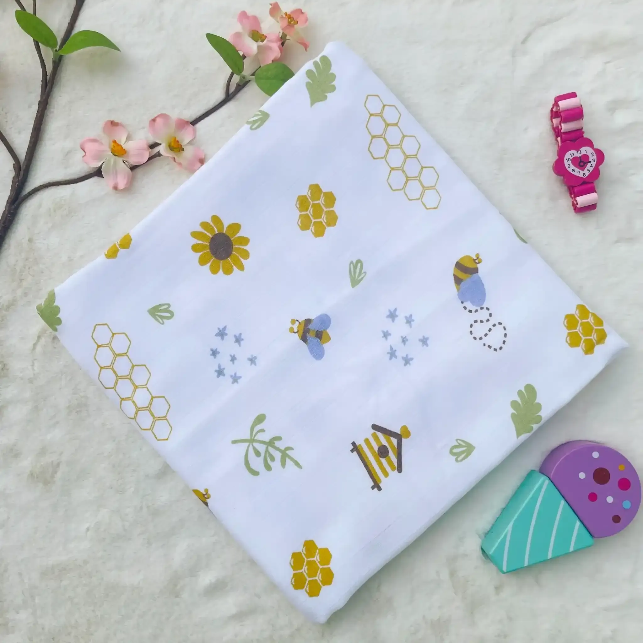  Honey comb Hooded Towel-2 layer- 75*75cm – BABY CLOTHING | Peekaboo Kids Mart