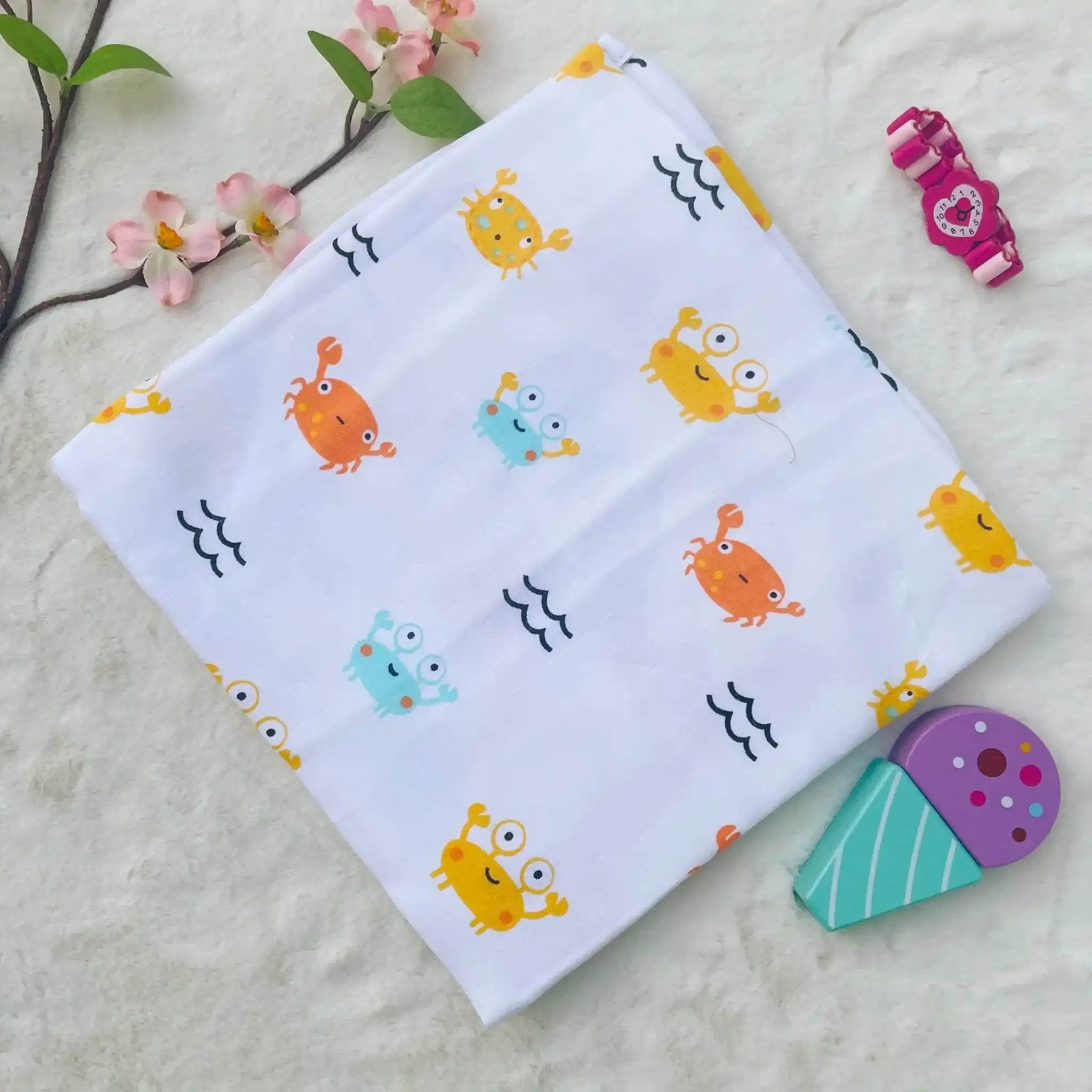 Crab- Crab Hooded Towel -75*75cm - 2 layer – BABY CLOTHING | Peekaboo Kids Mart