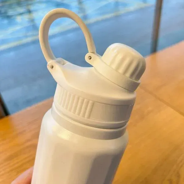 750ml Stainless Steel Insulated Water Bottle â€“ Leakproof Hot & Cold Flask | Peekaboo Kids Mart